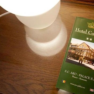 בראשוב Hotel Coroana מראה חיצוני תמונה