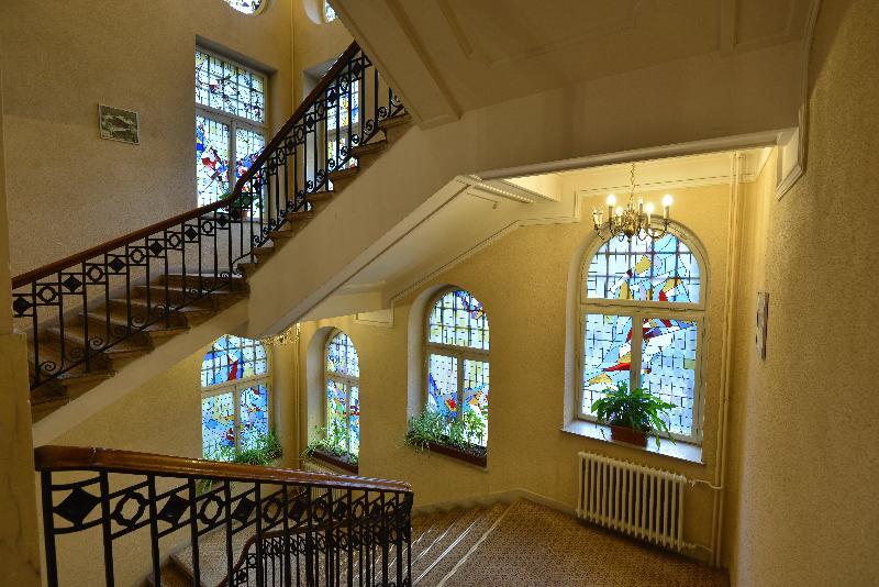 בראשוב Hotel Coroana מראה חיצוני תמונה